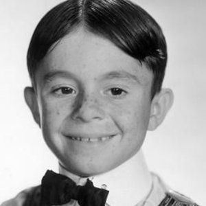 Meet your Posher, Tom